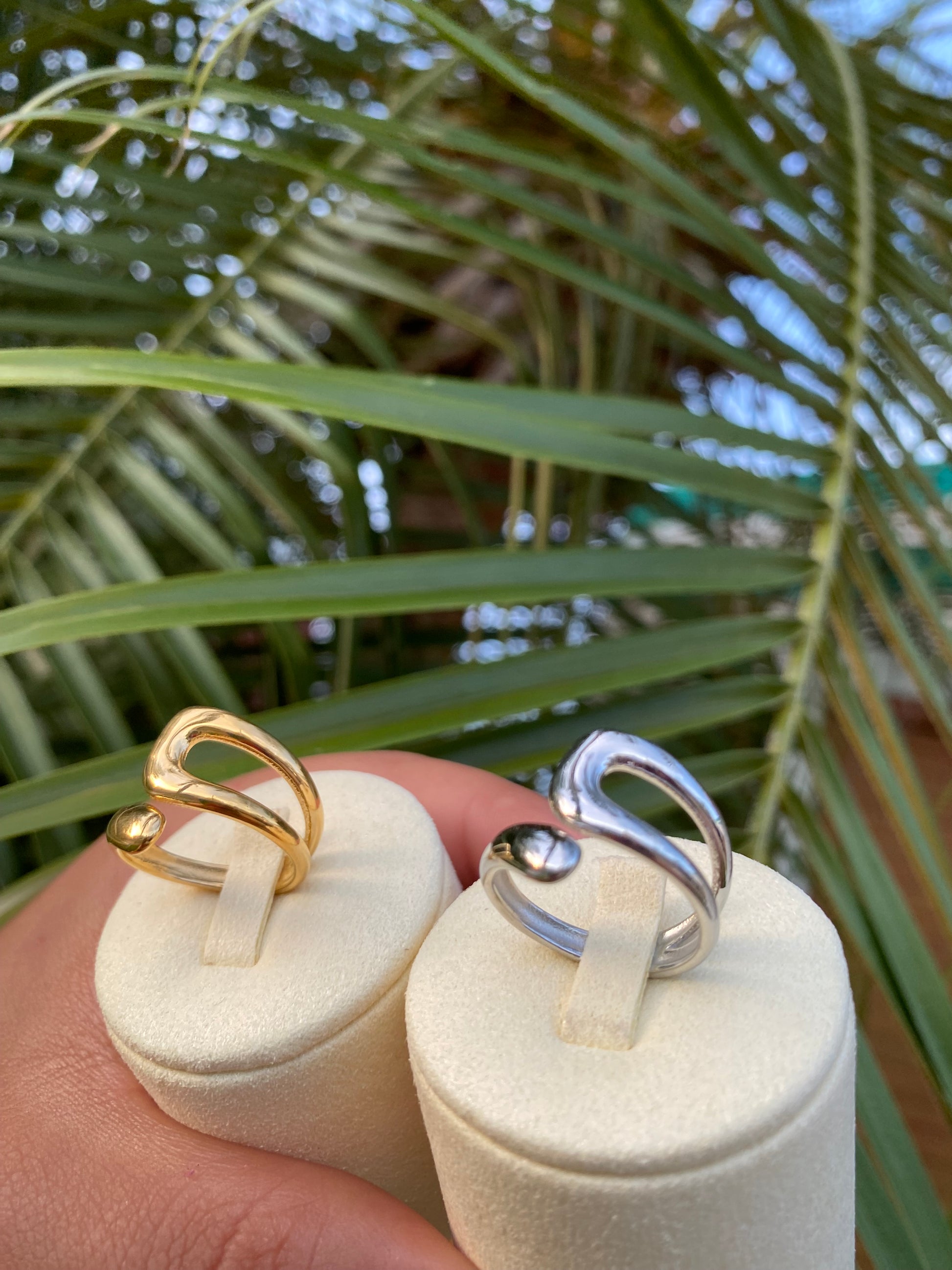 Lia Rings