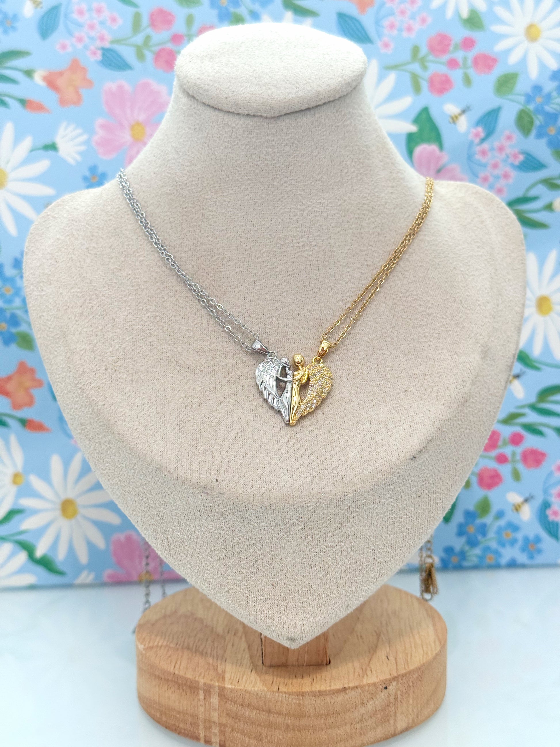 Amore Necklace
