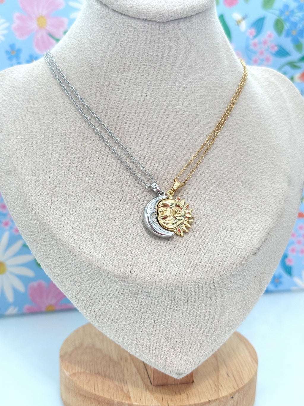 Amore Necklace